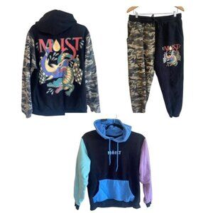 Moist Global Fan Merch BUNDLE 2 Pullover Hoodies + Sweatpants Size Large